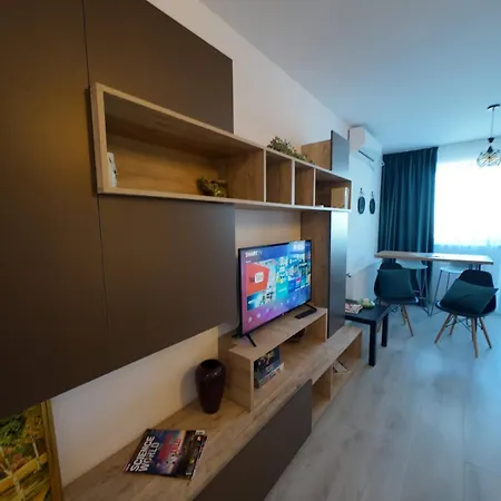 Lovely Sunrise Apartment